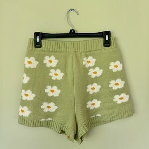 Altar’d State Knit Green Flower Shorts Size Large